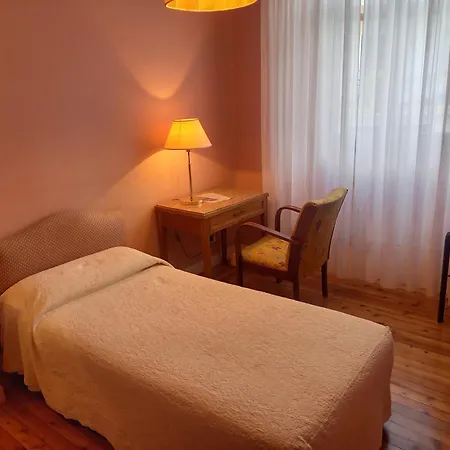 Moderno Szálloda Premeno